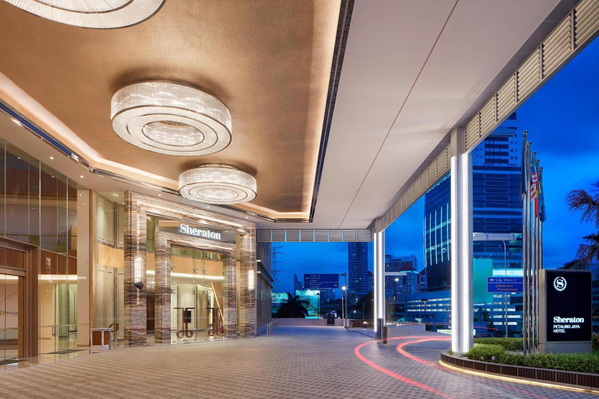 Sheraton Petaling Jaya Hotel Kültér fotó Entrance